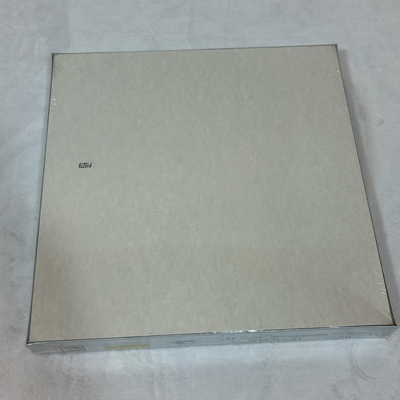 Winter Travels 1000 pc Puzzle NIB - Picture 5 of 6